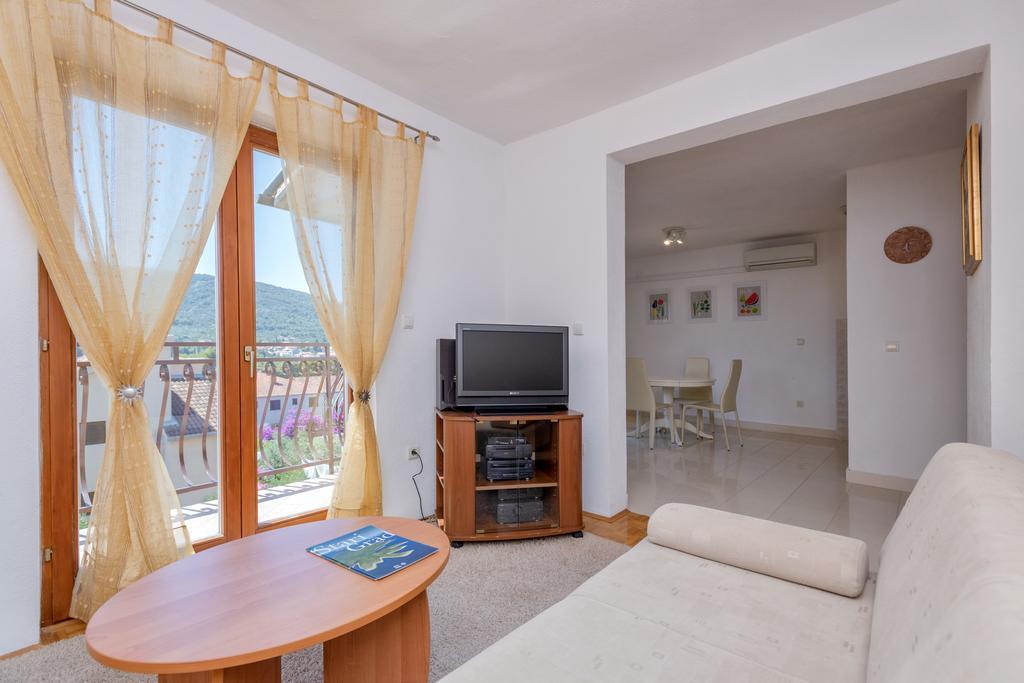 Mi Apartment Stari Grad  Exterior foto