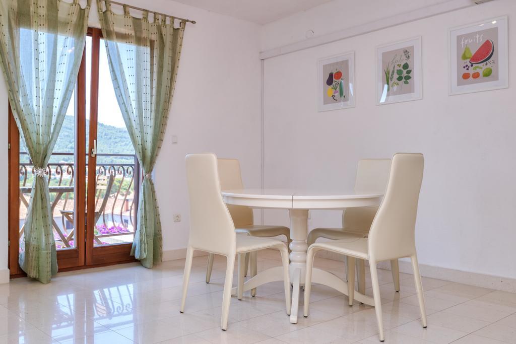 Mi Apartment Stari Grad  Exterior foto